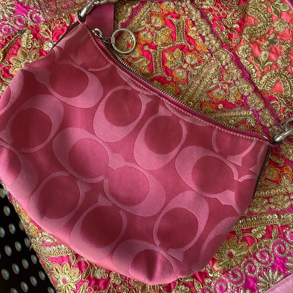 Pink Coach Purse - Picture 7 of 10